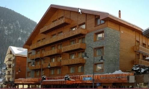 Le Petit Cervin Hotel Zermatt Exterior photo A typical hotel in Les Saisies